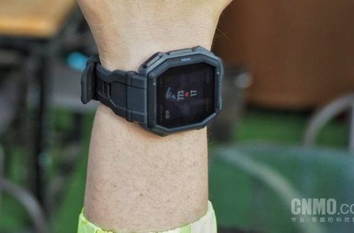 運(yùn)動(dòng)手表哪個(gè)品牌好 Amazfit Ares為戶(hù)外運(yùn)動(dòng)而生